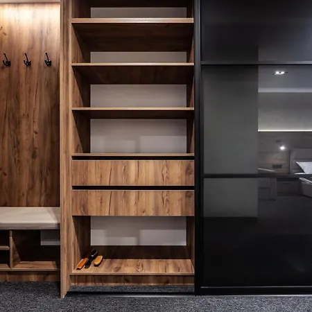 Girskidelux * Μπούκοβελ