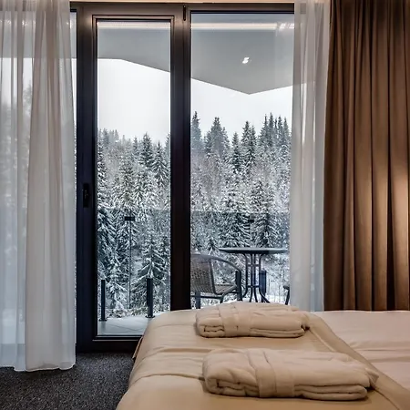 Hotel Girskidelux Bukovel