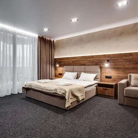 Girskidelux Μπούκοβελ